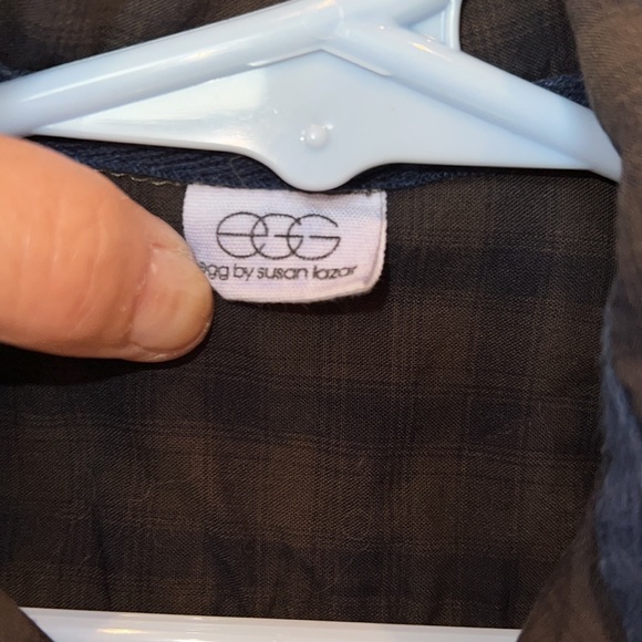 EGG button down shirt for boys, size 5.  Brown & blue. - Picture 2 of 5